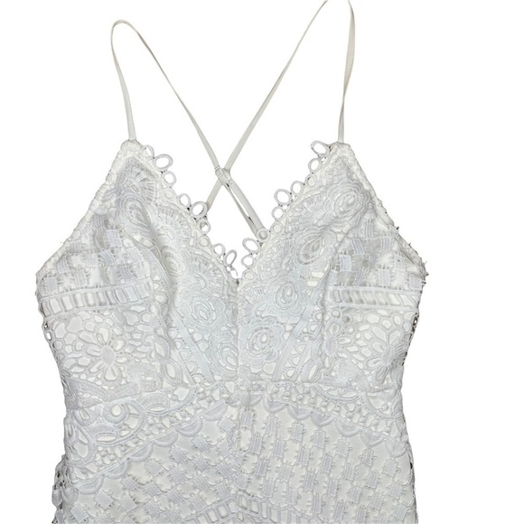 Astr the Label lace dress - Picture 2 of 16